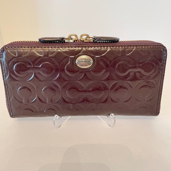 Coach Patent Signature Double Zip Leather Burgundy Wallet - Picture 1 of 9